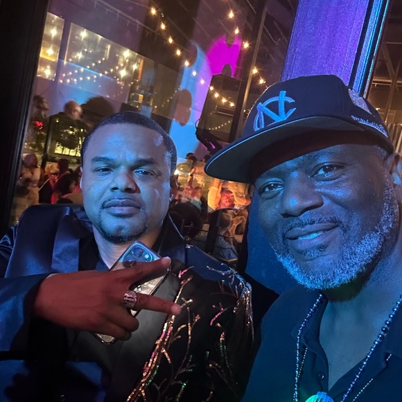 Like this listing to be notified for my next live show!! - Picture 5 of 13